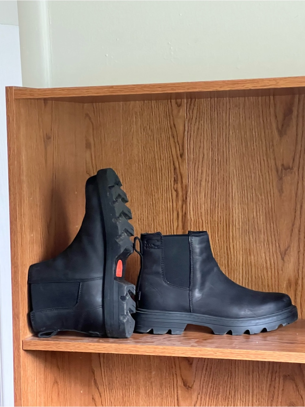 Sorel Black waterproof Chelsea Ankle Boots 9